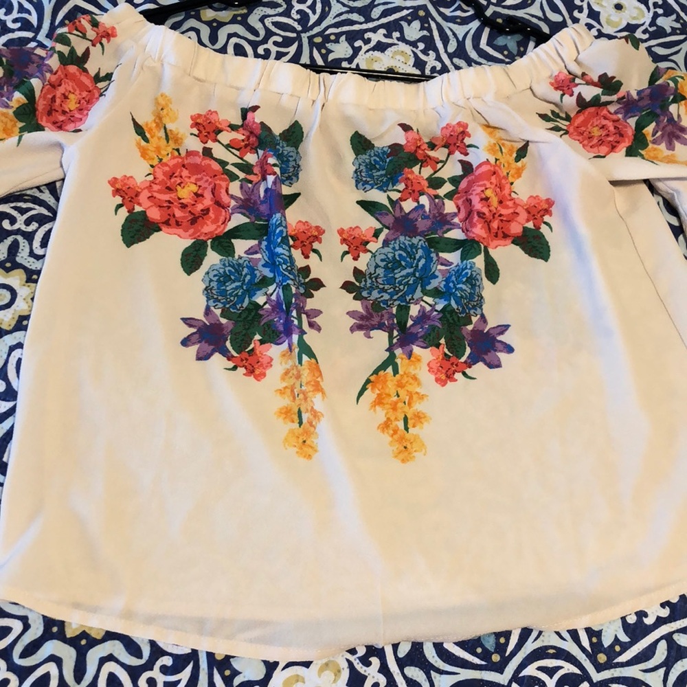 Flying Tomato Multicolor Off the shoulder top